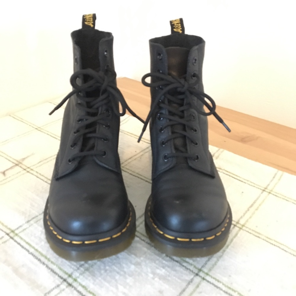 Dr Marten’s Women’s 1460 Pascal size 39 (8)